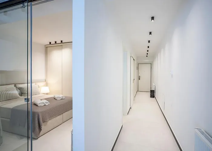 Habitat 29 A Apartment